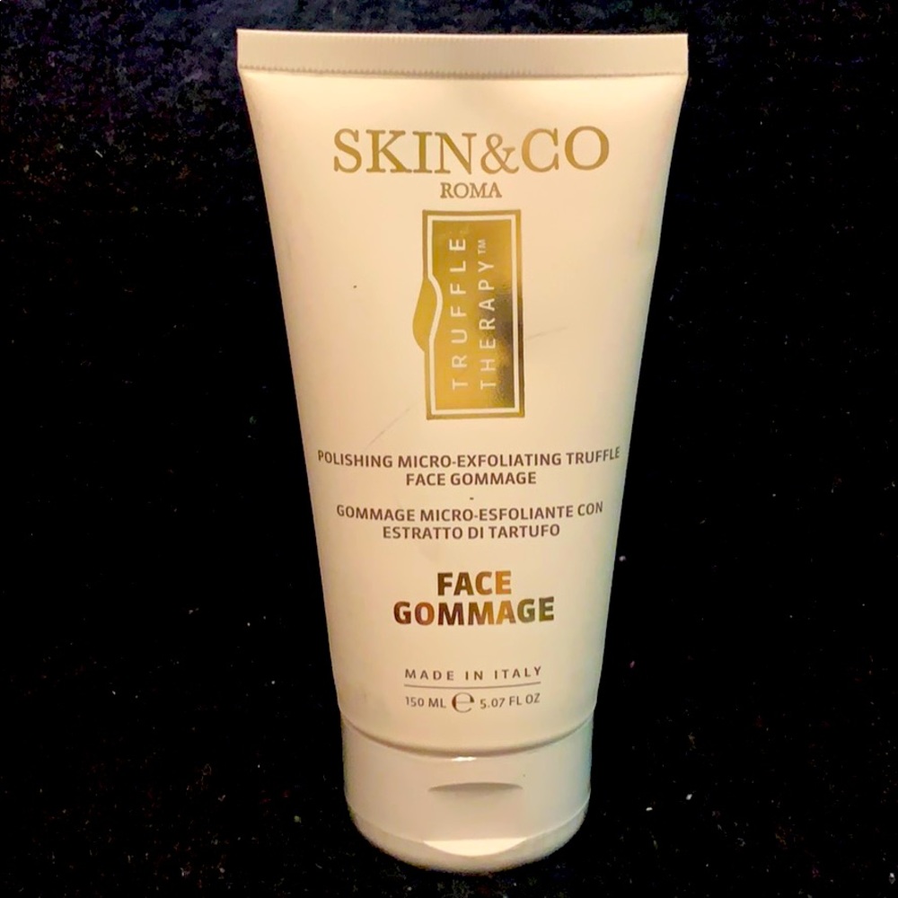 Skin&Co Roma truffle therapy exfoliating